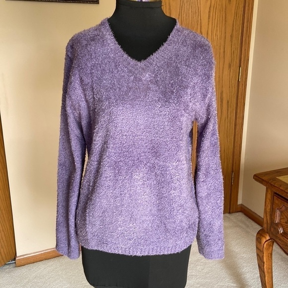 Croft and Barrow V Neck Sweater Purple Small - Picture 7 of 7